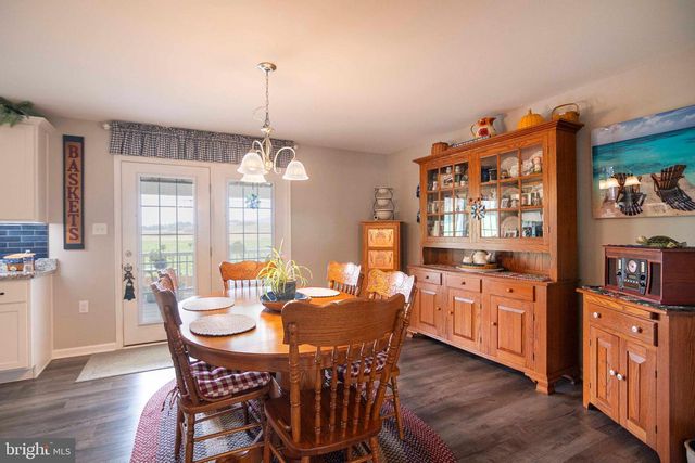 93 ORPINGTON DR, Martinsburg, WV 25403