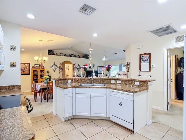 2903 38TH STREET SW, Lehigh Acres, FL 33976