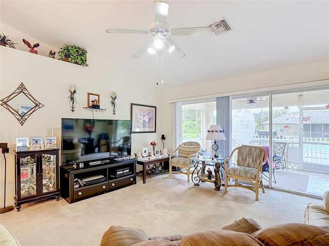 2903 38TH STREET SW, Lehigh Acres, FL 33976