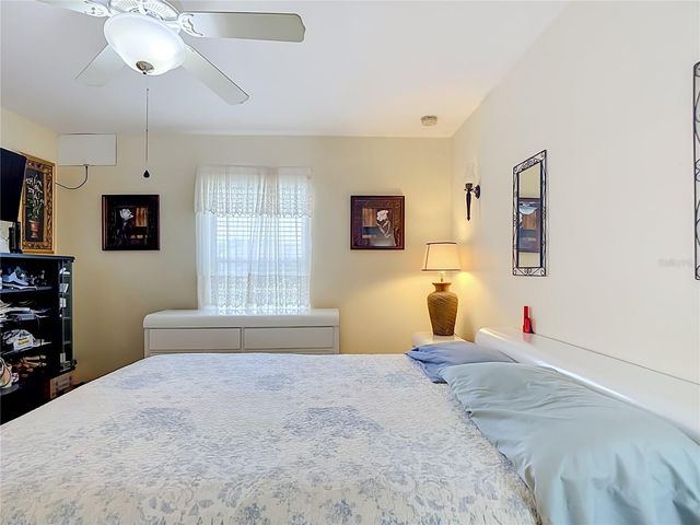 2903 38TH STREET SW, Lehigh Acres, FL 33976