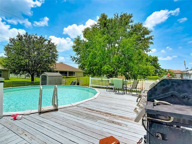 2903 38TH STREET SW, Lehigh Acres, FL 33976