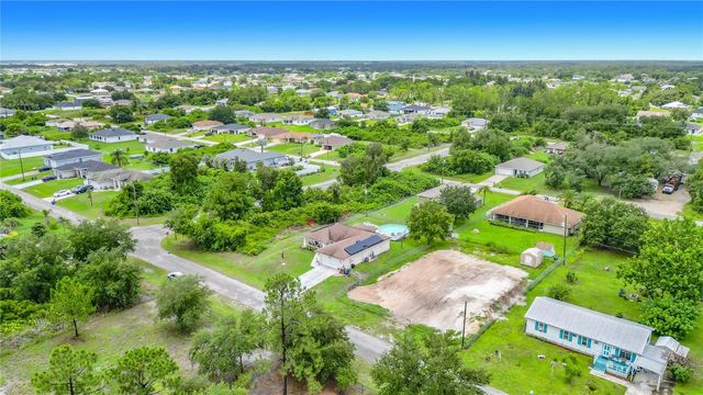 2903 38TH STREET SW, Lehigh Acres, FL 33976