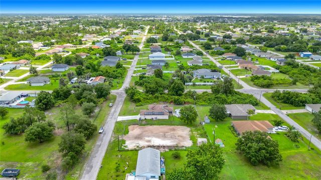 2903 38TH STREET SW, Lehigh Acres, FL 33976