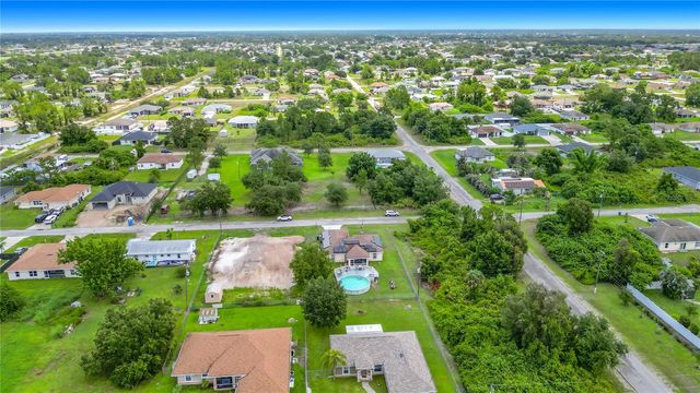 2903 38TH STREET SW, Lehigh Acres, FL 33976