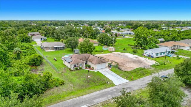 2903 38TH STREET SW, Lehigh Acres, FL 33976