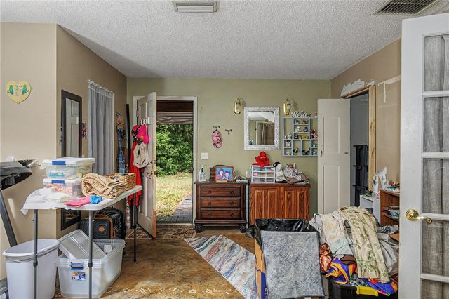 19036 NW 246TH STREET, High Springs, FL 32643