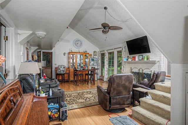 19036 NW 246TH STREET, High Springs, FL 32643