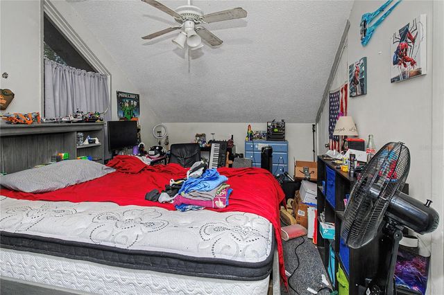 19036 NW 246TH STREET, High Springs, FL 32643