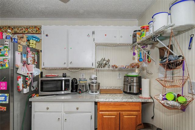 19036 NW 246TH STREET, High Springs, FL 32643