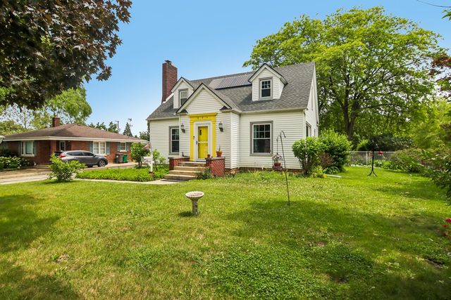 924 Grandview Avenue, Lockport, IL 60441