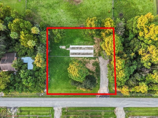 11120 32nd Street, Santa Fe, TX 77510