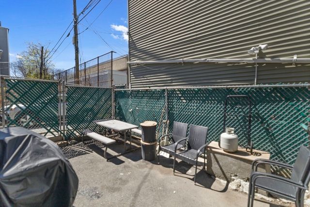 92 Chelsea Street 1, Boston, MA 02128