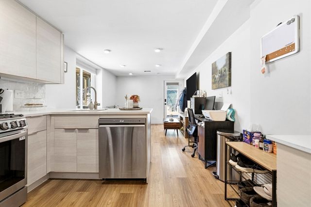 92 Chelsea Street 1, Boston, MA 02128