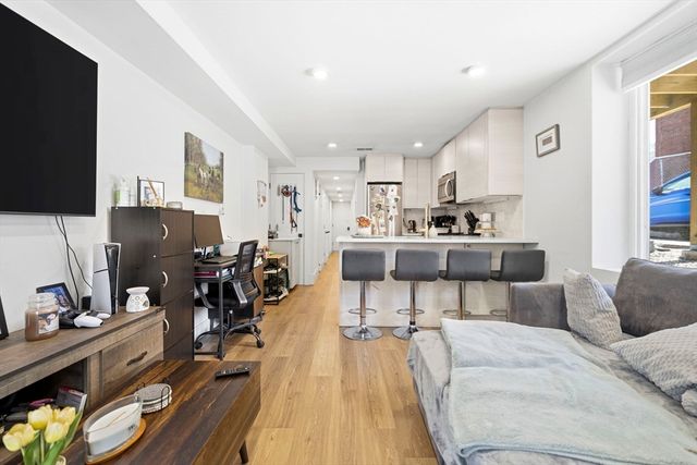 92 Chelsea Street 1, Boston, MA 02128