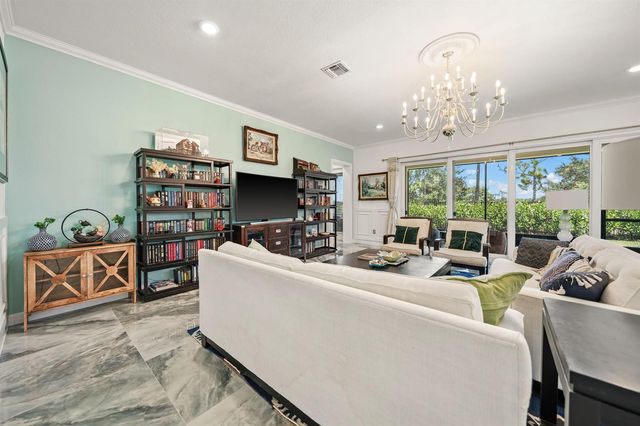 984 Sterling Pine Place, Loxahatchee, FL 33470