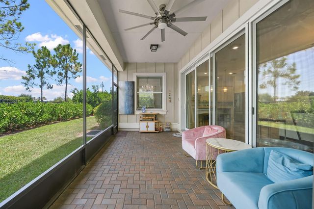 984 Sterling Pine Place, Loxahatchee, FL 33470