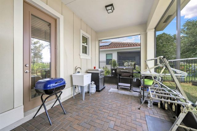 984 Sterling Pine Place, Loxahatchee, FL 33470