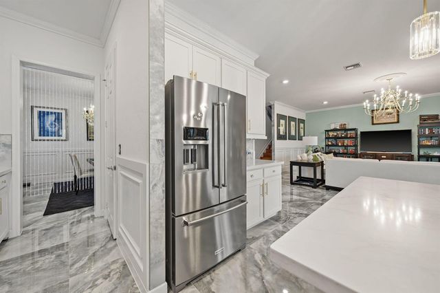 984 Sterling Pine Place, Loxahatchee, FL 33470