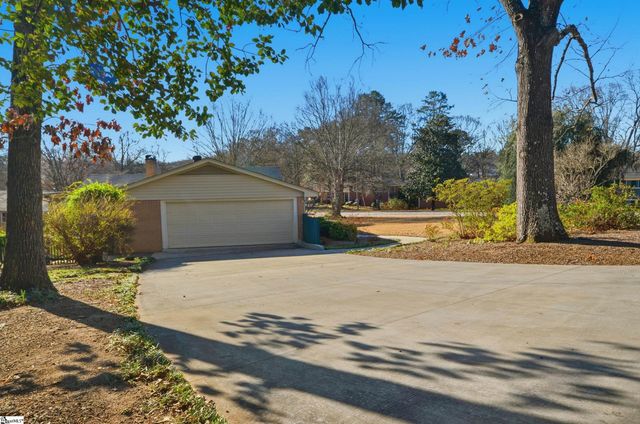 401 Dellrose Circle, Taylors, SC 29687