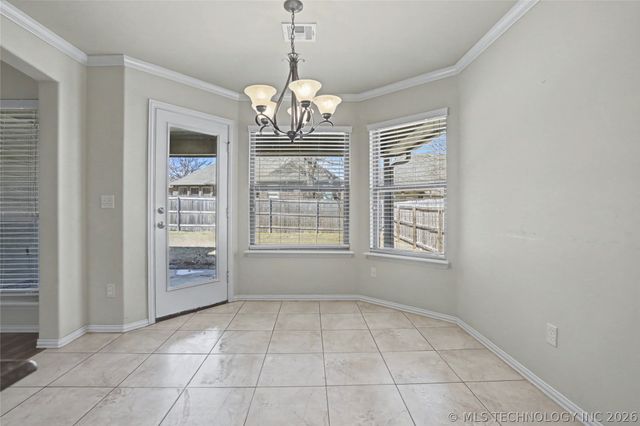 1808 E Jacksonville Street, Broken Arrow, OK 74012