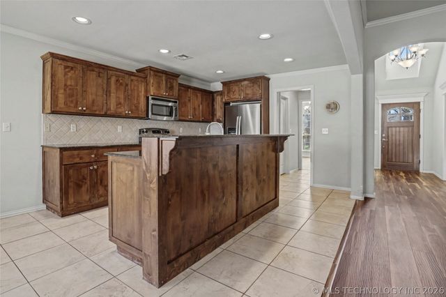 1808 E Jacksonville Street, Broken Arrow, OK 74012