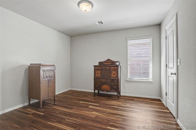 1808 E Jacksonville Street, Broken Arrow, OK 74012