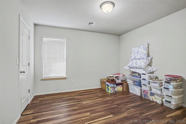 1808 E Jacksonville Street, Broken Arrow, OK 74012