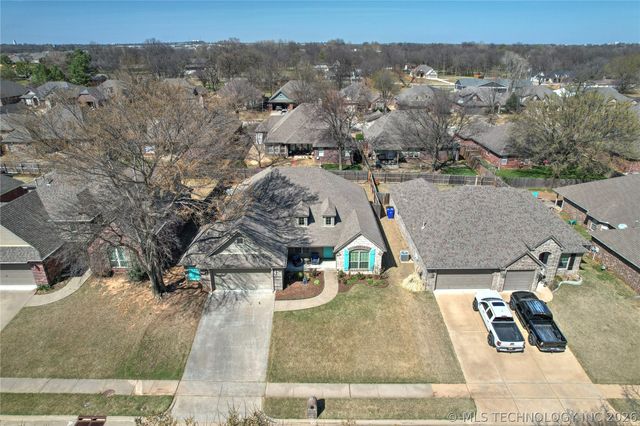 1808 E Jacksonville Street, Broken Arrow, OK 74012