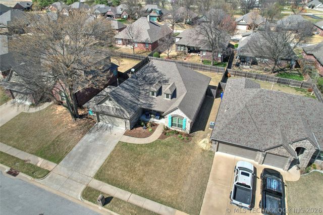 1808 E Jacksonville Street, Broken Arrow, OK 74012