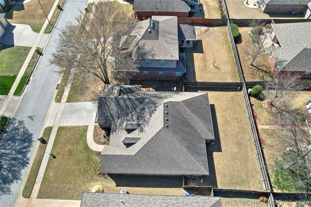 1808 E Jacksonville Street, Broken Arrow, OK 74012