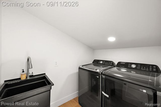 121 S Edison Avenue, Royal Oak, MI 48067