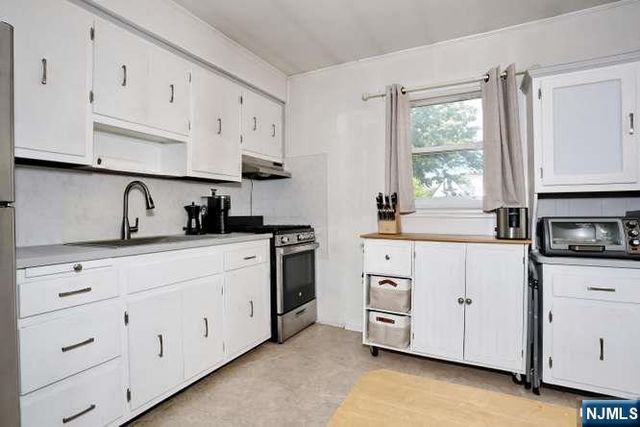 141 Graham Terrace, Saddle Brook, NJ 07663