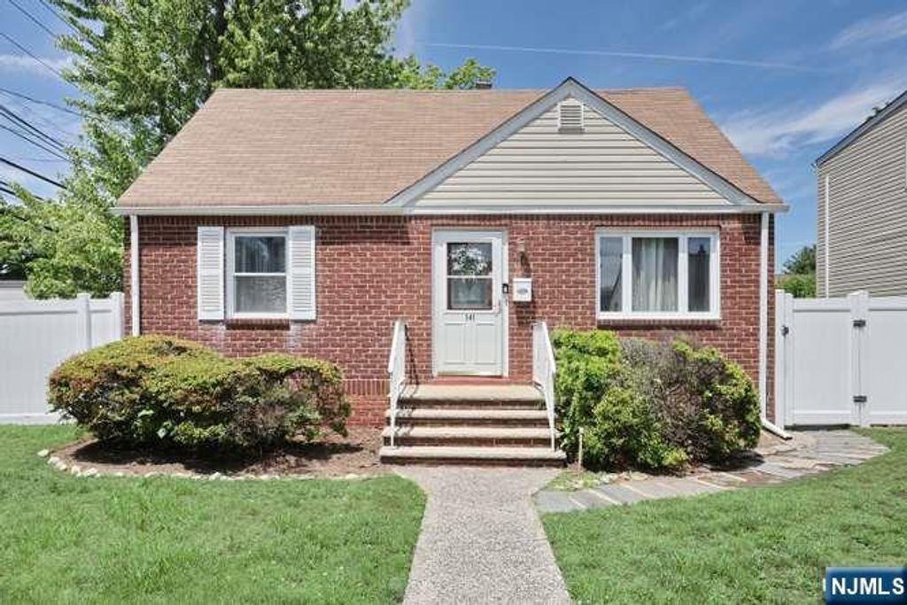 141 Graham Terrace, Saddle Brook, NJ 07663