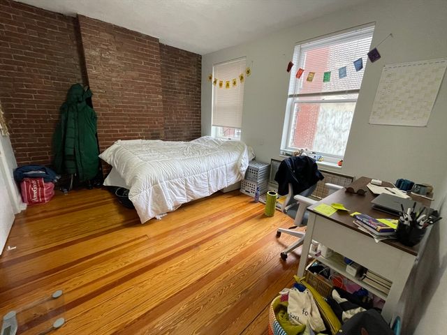 5 Battery St 3, Boston, MA 02109