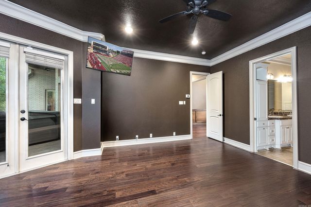 2001 Wellington Plantation Drive, Little Rock, AR 72211