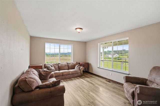 284 Mauerman Road, Chehalis, WA 98532