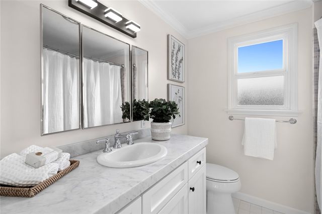 2029 Miramar Drive, Newport Beach, CA 92661