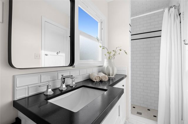 2029 Miramar Drive, Newport Beach, CA 92661
