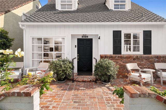 2029 Miramar Drive, Newport Beach, CA 92661