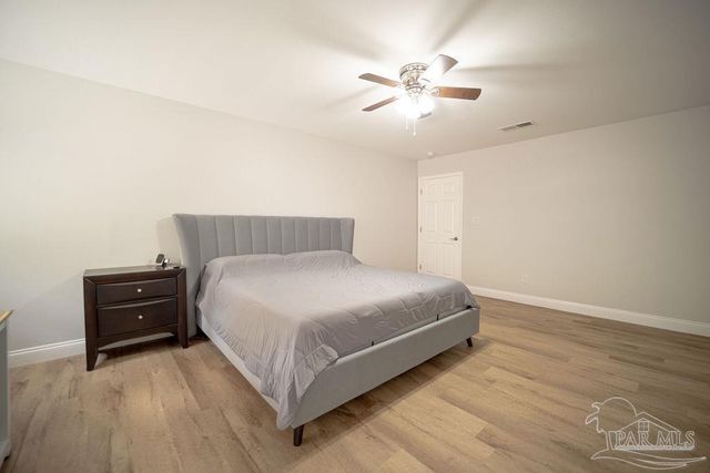 9767 Harlington St, Cantonment, FL 32533