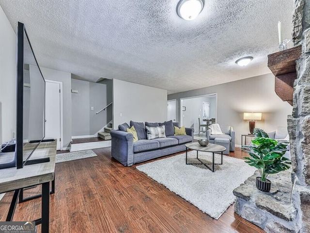 389 Saint Albans Court SW, Mableton, GA 30126