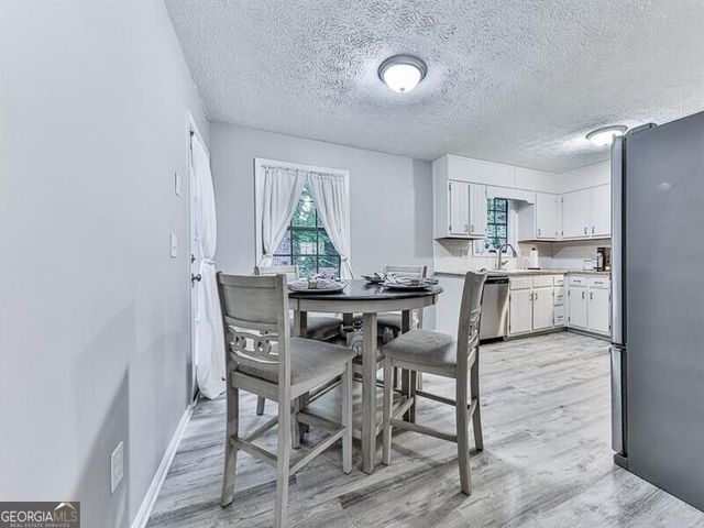 389 Saint Albans Court SW, Mableton, GA 30126