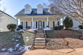 1040 Cranberry Ct, Moneta, VA 24121