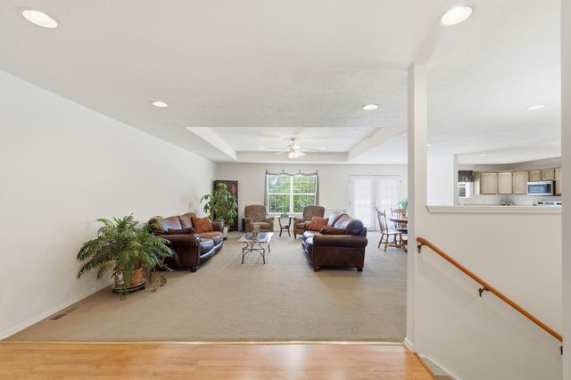 702 Wilshire Drive, Branson, MO 65616