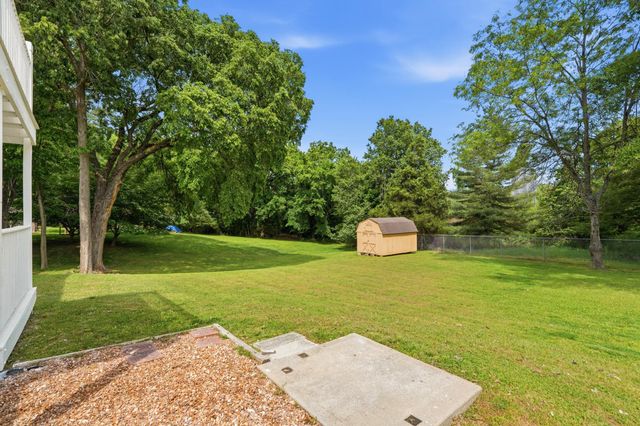 702 Wilshire Drive, Branson, MO 65616