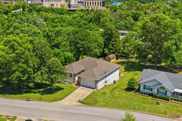 702 Wilshire Drive, Branson, MO 65616