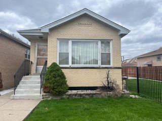 3709 W 56th Place, Chicago, IL 60629