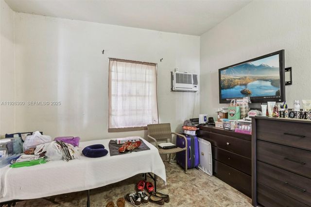 16440 NW 23rd Ct, Miami Gardens, FL 33054