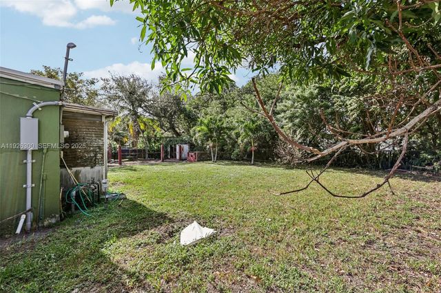 16440 NW 23rd Ct, Miami Gardens, FL 33054