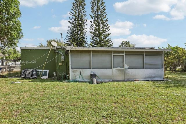 16440 NW 23rd Ct, Miami Gardens, FL 33054